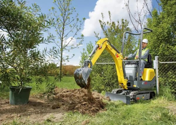 Wacker Neuson ET08 Excavator - Image 3