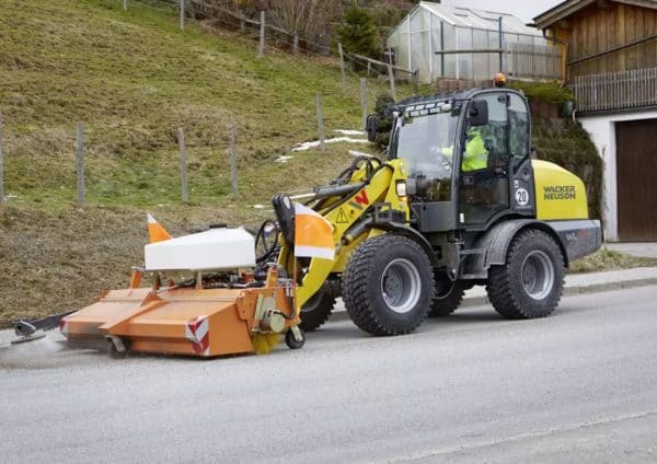 Wacker Neuson WL70 Wheel Loader - Image 2