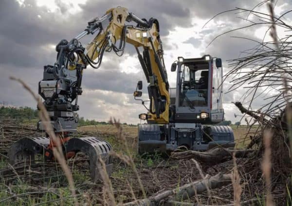 Wacker Neuson EW100 Excavator - Image 4