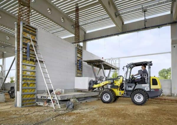 Wacker Neuson WL25 Wheel Loader - Image 4