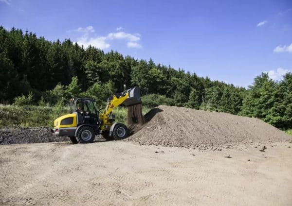 Wacker Neuson WL52 Wheel Loader - Image 3