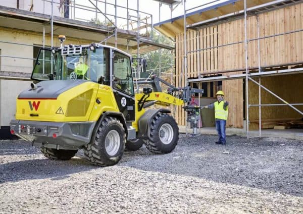 Wacker Neuson WL750 Wheel Loader - Image 2