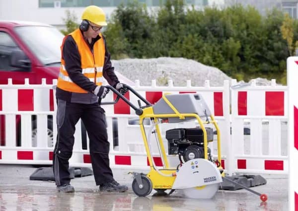 Wacker Neuson Floor saws BFS: The best performance in cutting asphalt and concrete - Image 2